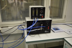 Plasma cleaner